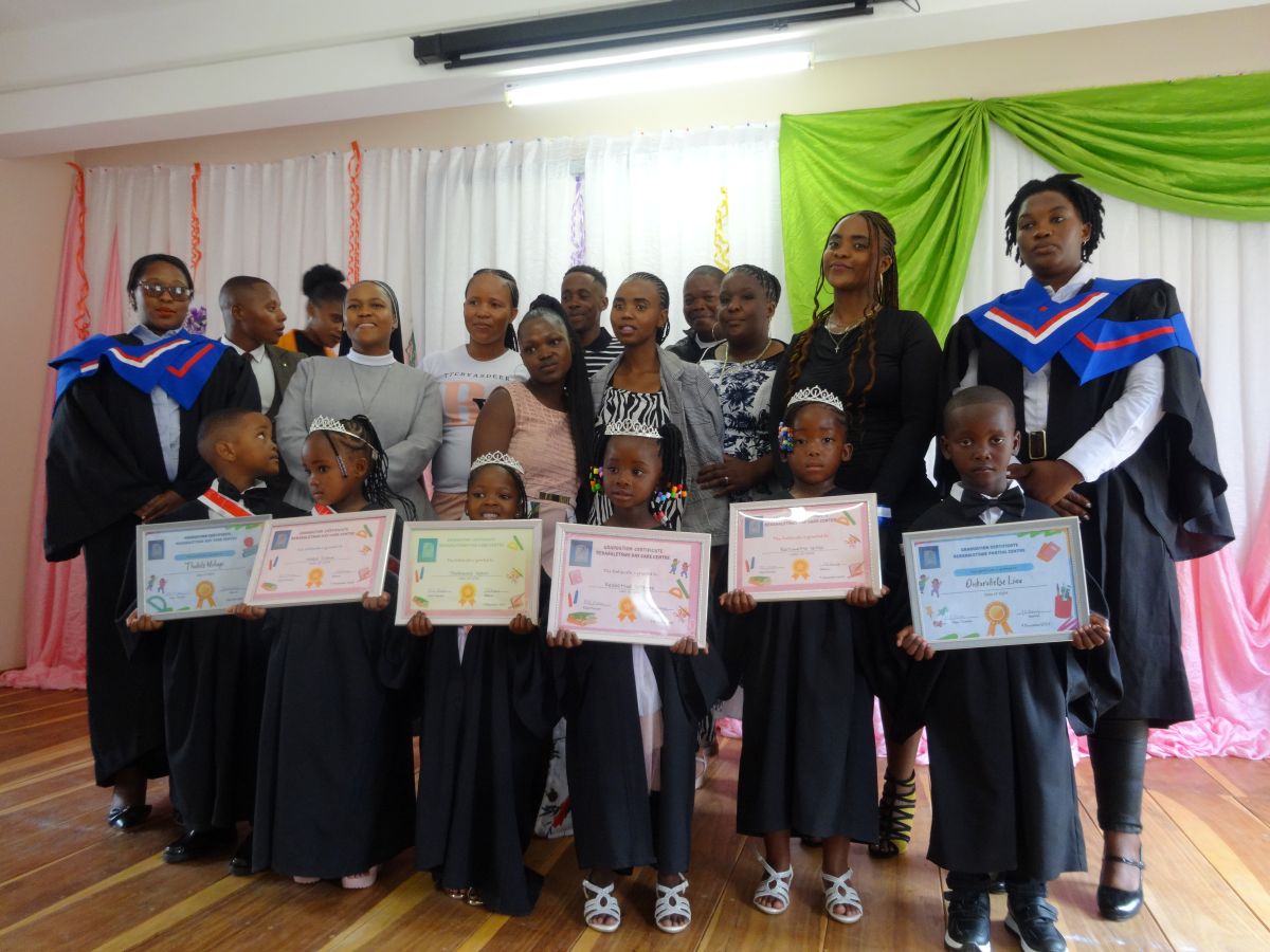 Happy children at Rebabaletswe
